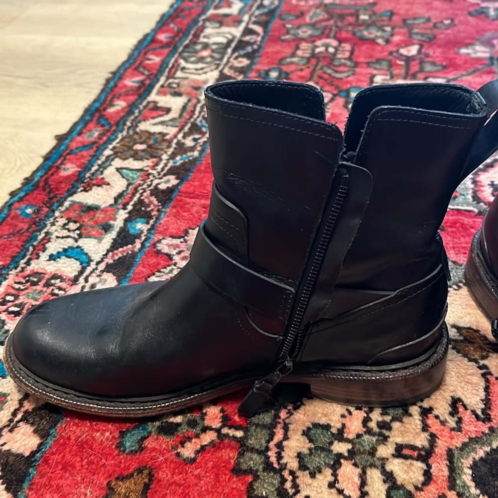 rag & bone Ashford moto boot, size 39 in black with chain detail